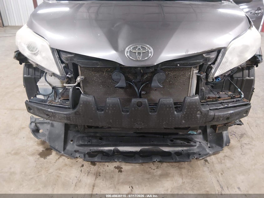 2015 Toyota Sienna Xle Premium 8 Passenger VIN: 5TDYK3DC4FS533297 Lot: 45635115
