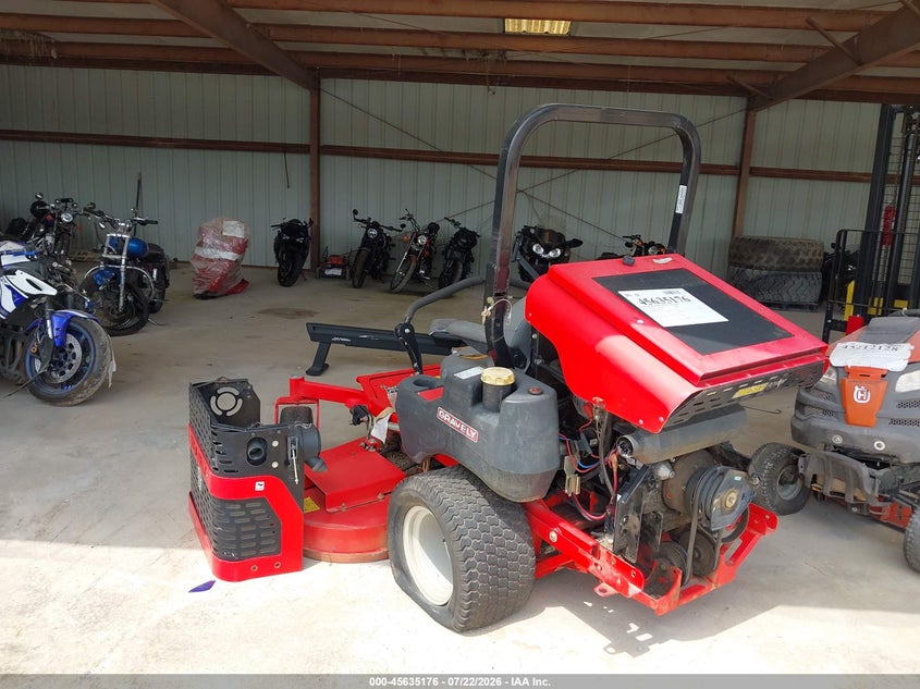 2015 RIDING MOWER 260H auction photo 3