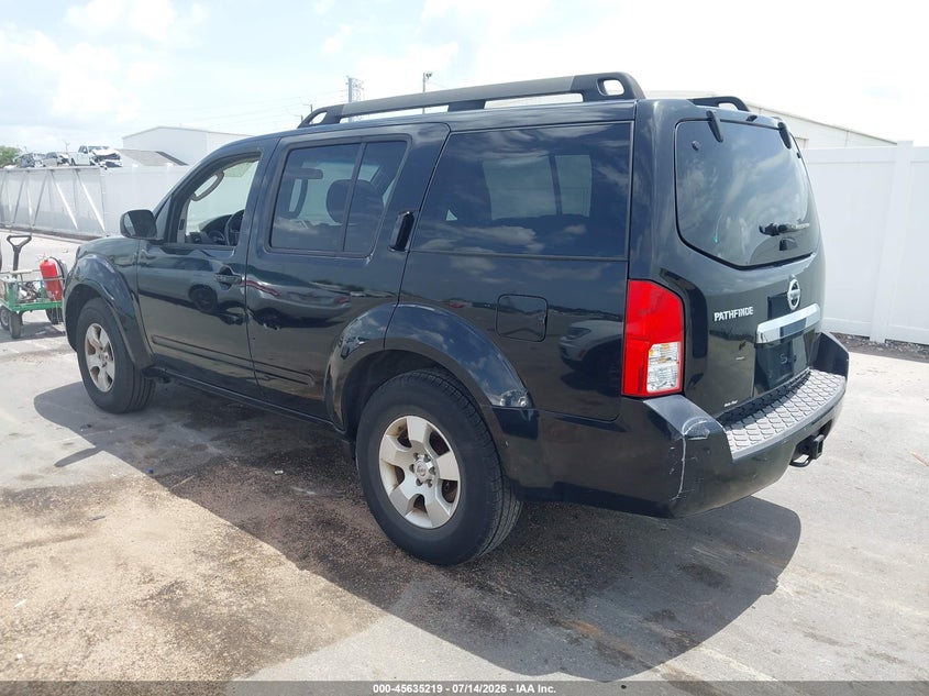 AtlanticExpress - Nissan Pathfinder
