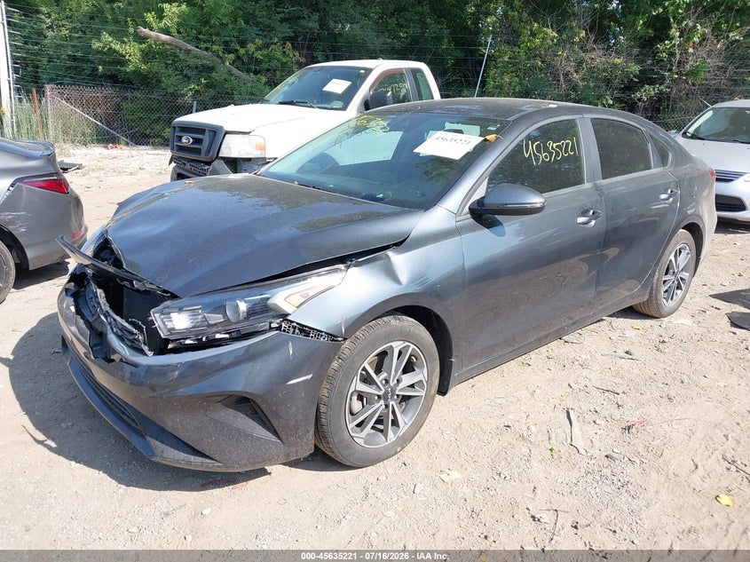 2024 KIA FORTE auction photo 2