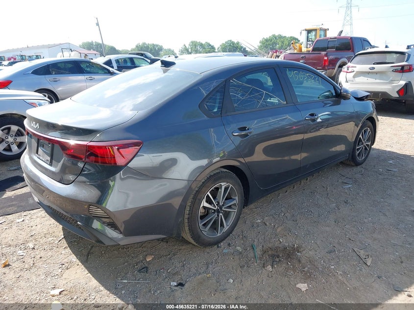 2024 KIA FORTE auction photo 4