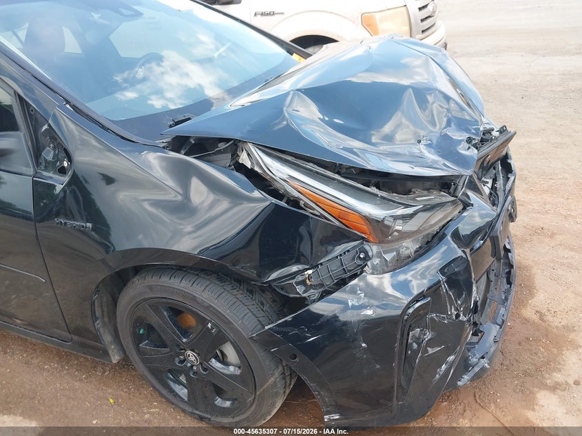 2022 TOYOTA PRIUS auction photo 6