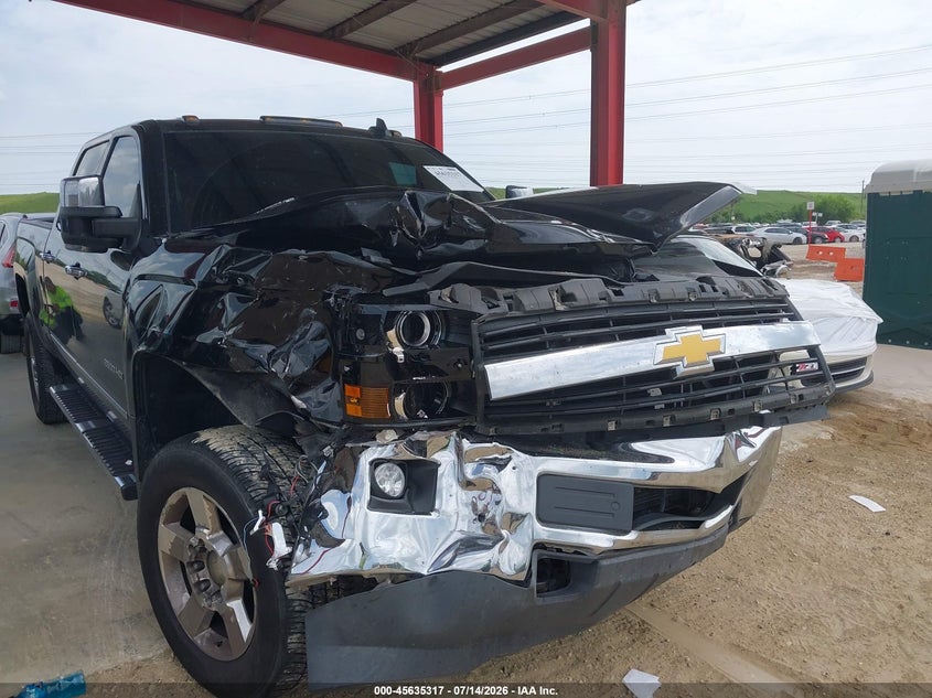 2015 CHEVROLET SILVERADO 2500HD BUILT AFTER AUG 14 auction photo 6