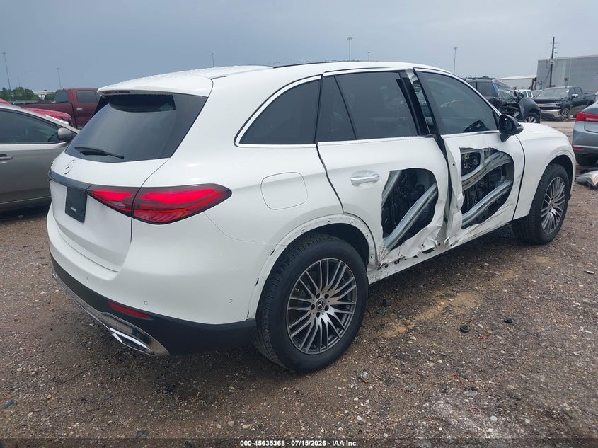 2025 MERCEDES-BENZ GLC 300 auction photo 4