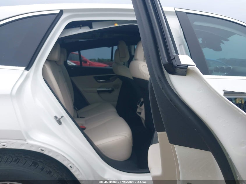 2025 MERCEDES-BENZ GLC 300 auction photo 8
