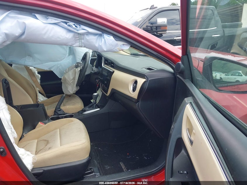 2017 TOYOTA COROLLA auction photo 5