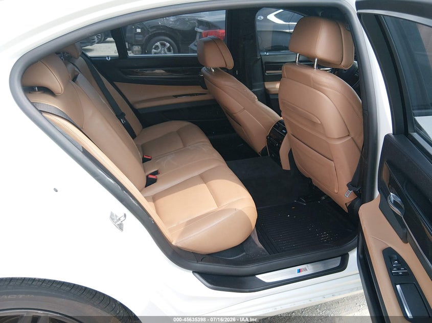 2015 BMW 750Li xDrive VIN: WBAYF8C51FD655287 Lot: 45635398