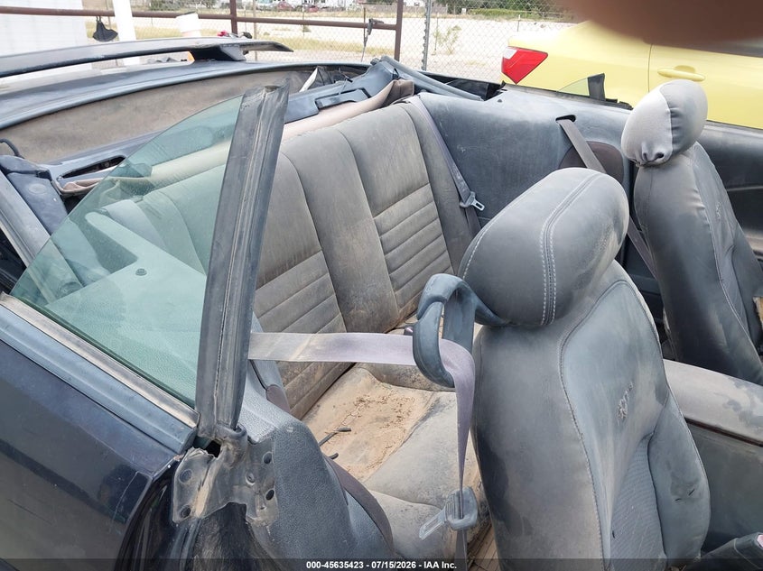 2002 FORD MUSTANG auction photo 8