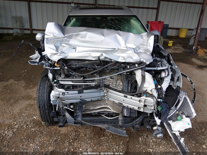 CADILLAC XT5 - zdjęcie 11