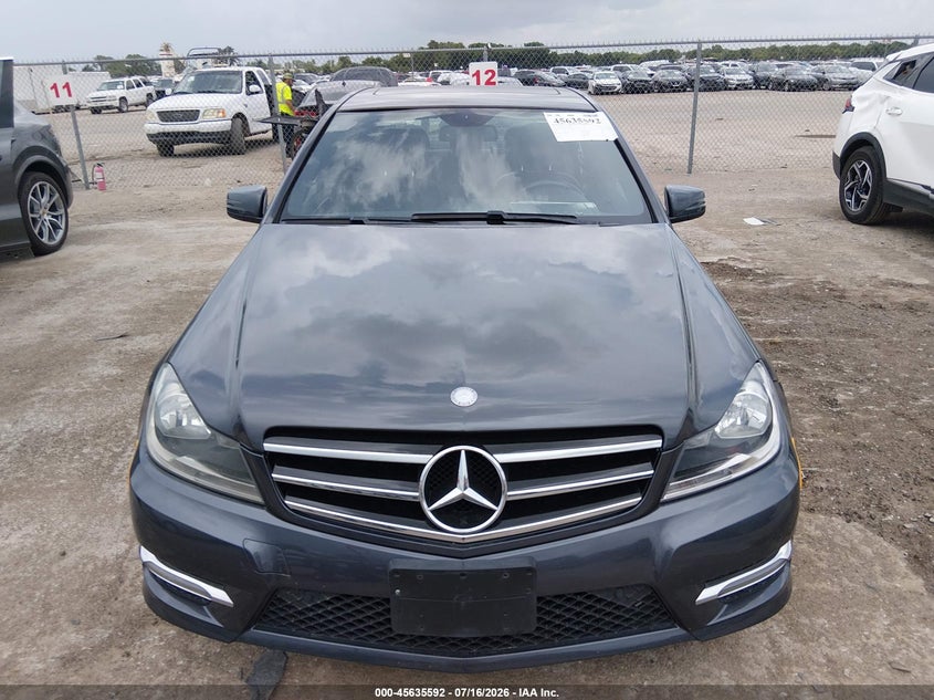2014 Mercedes-Benz C 300 Sport 4Matic VIN: WDDGF8AB2EA952792 Lot: 45635592