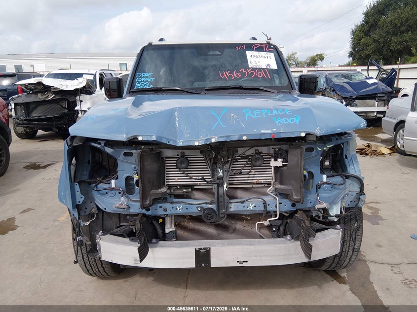 2024 TOYOTA LAND CRUISER auction photo 6