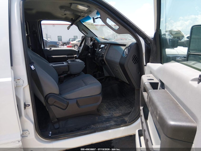 2012 FORD SUPER DUTY F-250 SRW auction photo 5
