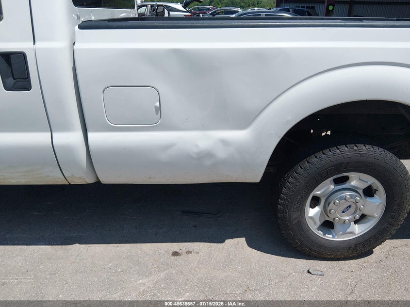 2012 FORD SUPER DUTY F-250 SRW auction photo 6