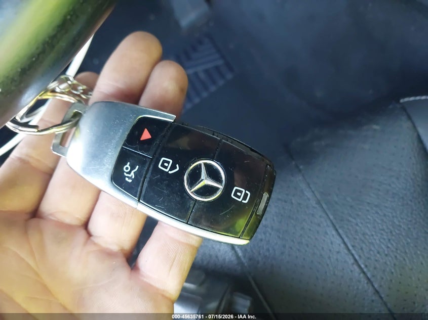 2018 Mercedes-Benz E 300 VIN: WDDZF4JB8JA301808 Lot: 45635761