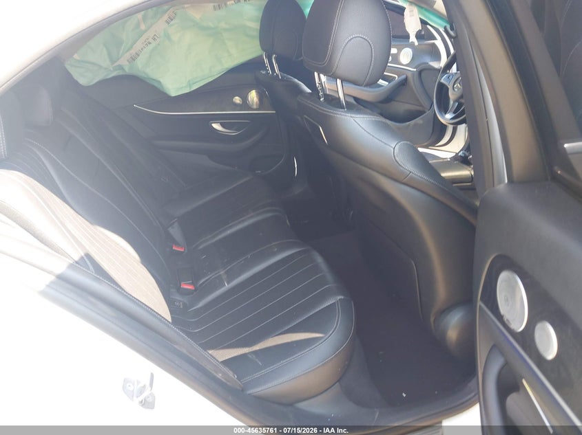 2018 Mercedes-Benz E 300 VIN: WDDZF4JB8JA301808 Lot: 45635761