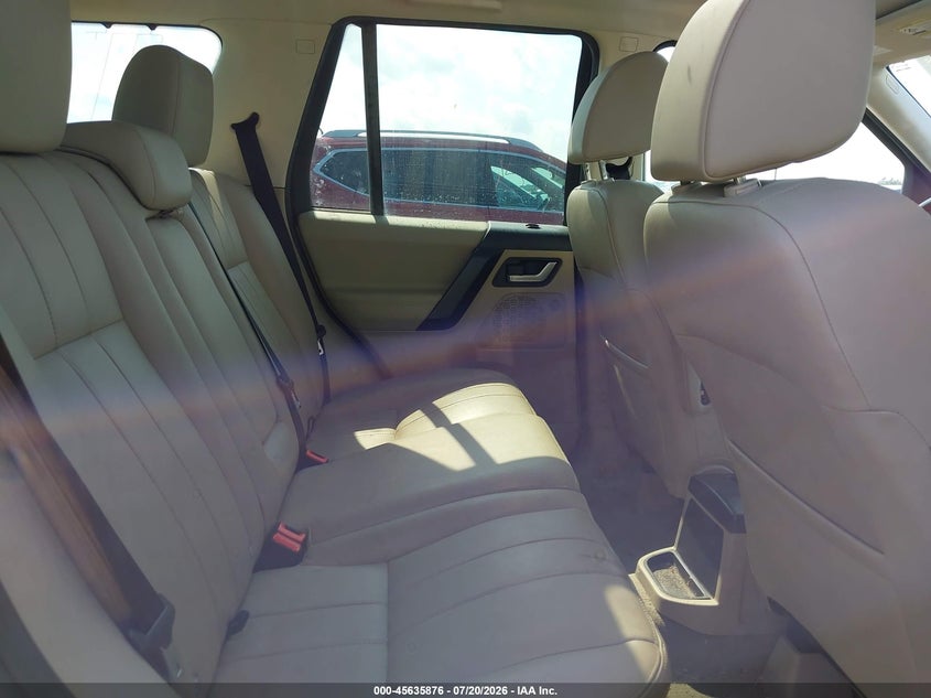 2014 LAND ROVER LR2 auction photo 8