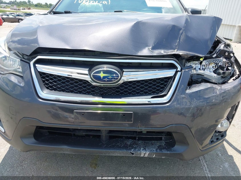 2017 SUBARU CROSSTREK auction photo 6