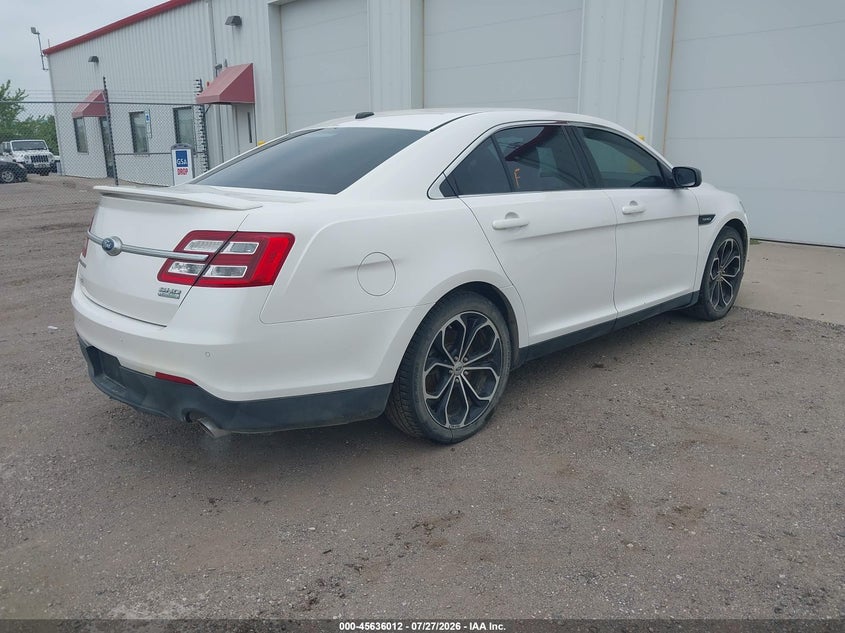 2013 FORD TAURUS auction photo 4