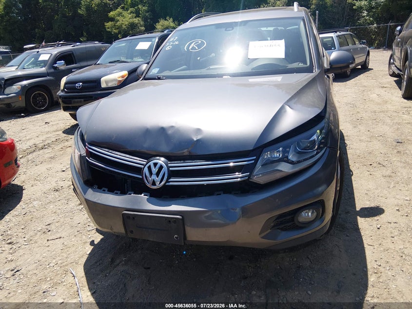 2016 VOLKSWAGEN TIGUAN auction photo 6