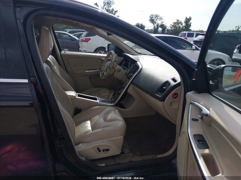 2012 VOLVO XC60 auction photo 5