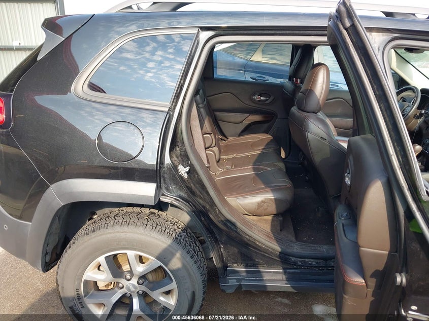 2014 JEEP CHEROKEE auction photo 8