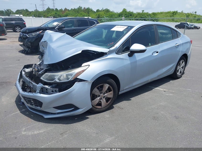 2018 CHEVROLET CRUZE auction photo 2