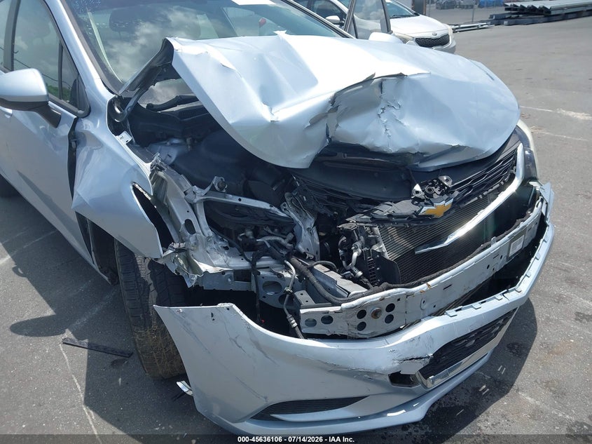 2018 CHEVROLET CRUZE auction photo 6
