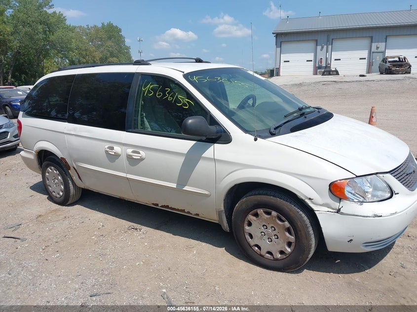 2003 Chrysler Town & Country VIN: 2C4GP24303R243277 Lot: 45636155
