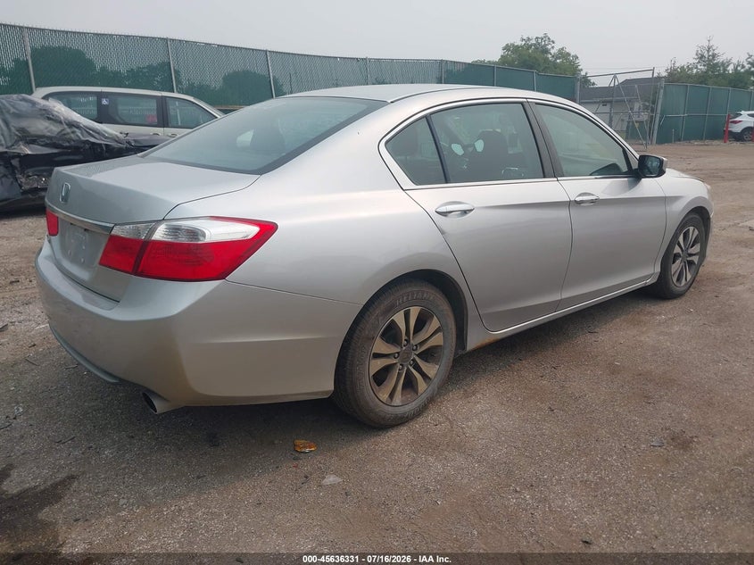 2015 HONDA ACCORD auction photo 4