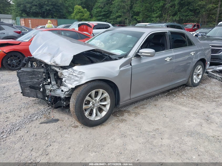 2015 Chrysler 300 Limited VIN: 2C3CCAAG9FH807003 Lot: 45636401