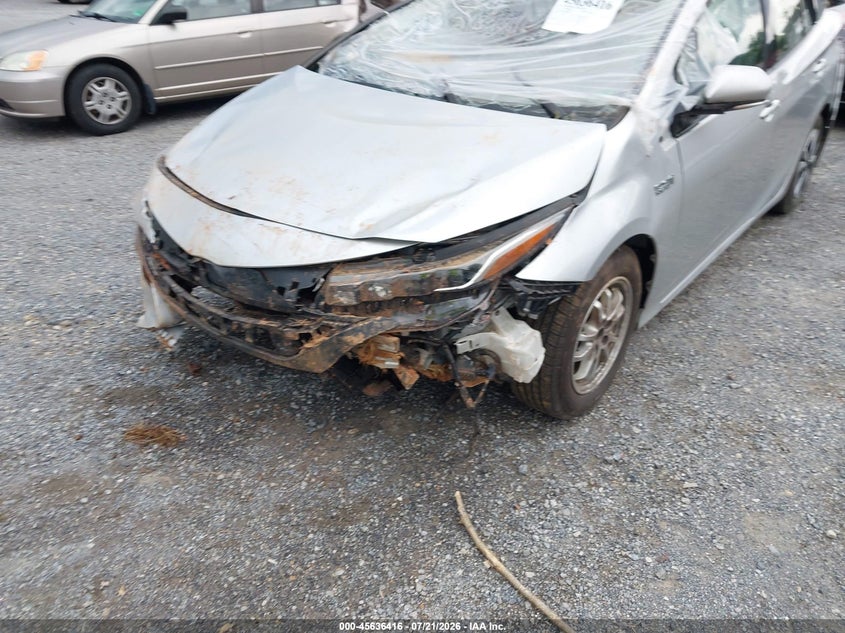 2017 Toyota Prius Prime Premium VIN: JTDKARFP3H3049993 Lot: 45636416