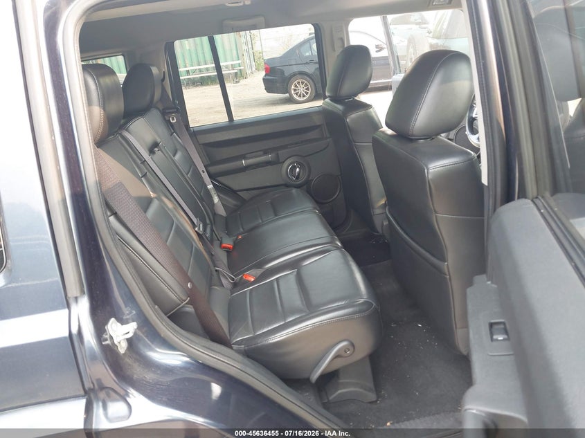 2010 JEEP COMMANDER auction photo 8