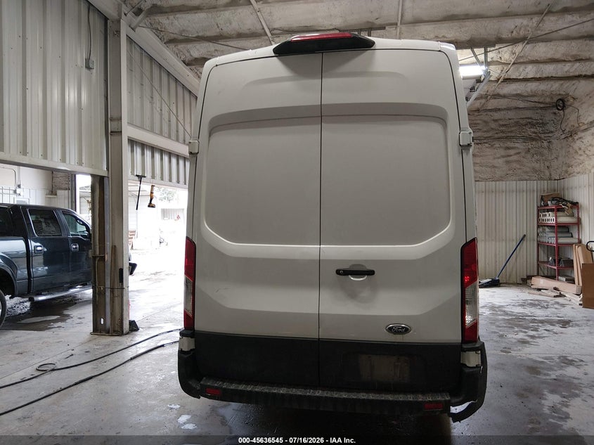 AtlanticExpress - Ford Transit-250