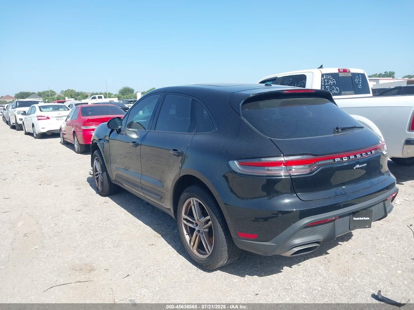 2024 Porsche Macan T VIN: WP1AA2A50RLB12038 Lot: 45636565
