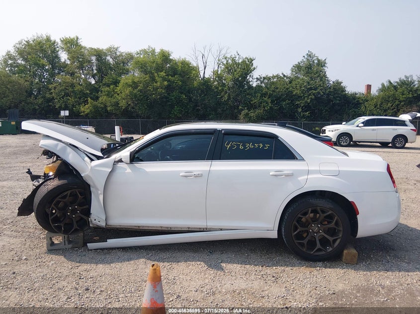 2015 Chrysler 300 Limited VIN: 2C3CCAAG3FH872171 Lot: 45636595