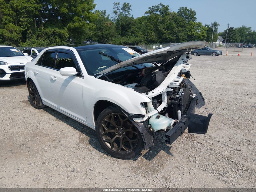 Vin: 2c3ccaag3fh872171, lot: 46135096, chrysler 300 limited 2015 img_1