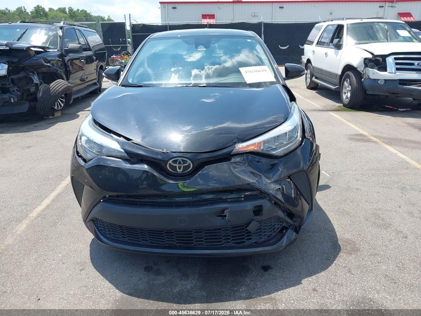 TOYOTA C-HR - zdjęcie 12