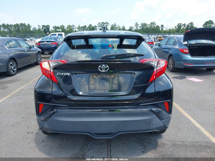 TOYOTA C-HR - zdjęcie 16
