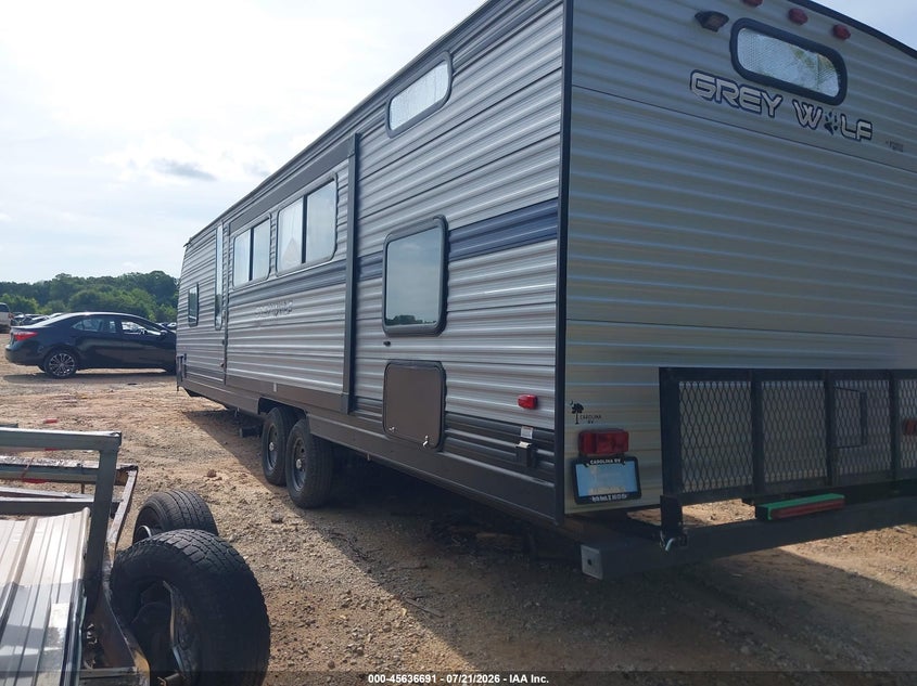 2020 CHEROKEE GREY WOLF auction photo 3