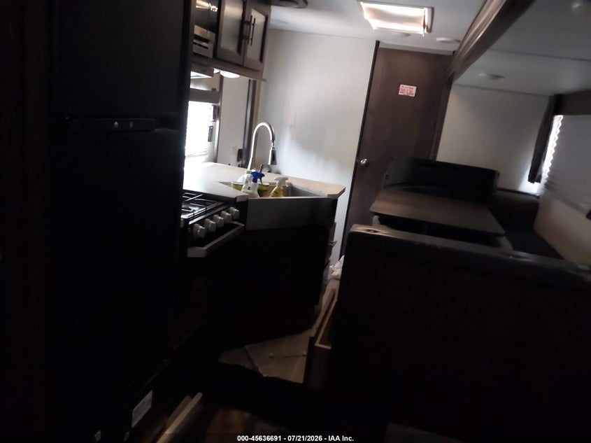 2020 CHEROKEE GREY WOLF auction photo 8