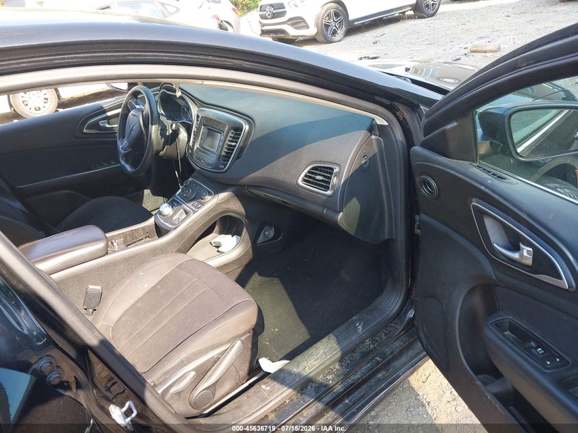 2015 Chrysler 200 Limited VIN: 1C3CCCAB9FN669468 Lot: 45636719