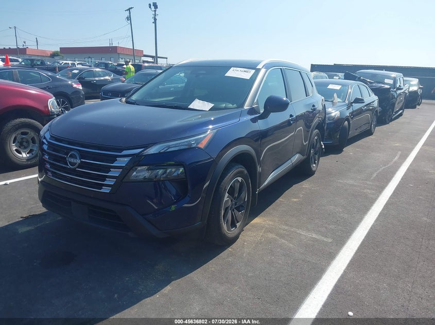 Vin: jn8bt3ba0sw007946, lot: 46135303, nissan rogue sv fwd 20252