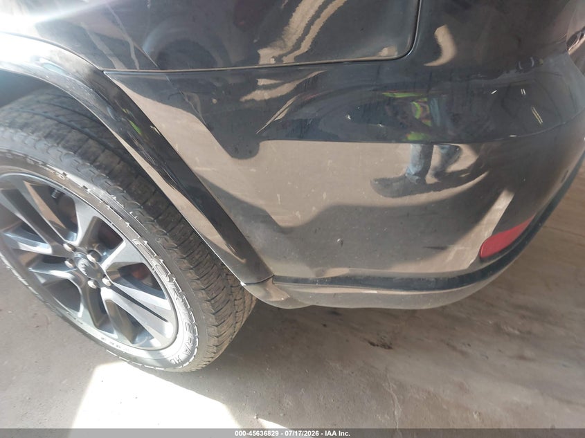 2017 JEEP GRAND CHEROKEE auction photo 6