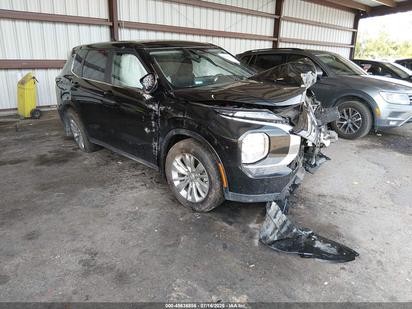 2025 MITSUBISHI OUTLANDER auction photo 1