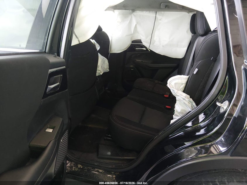 2025 MITSUBISHI OUTLANDER auction photo 8