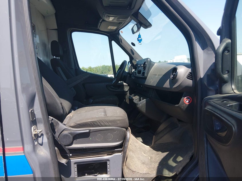 2020 MERCEDES-BENZ SPRINTER 2500 auction photo 5