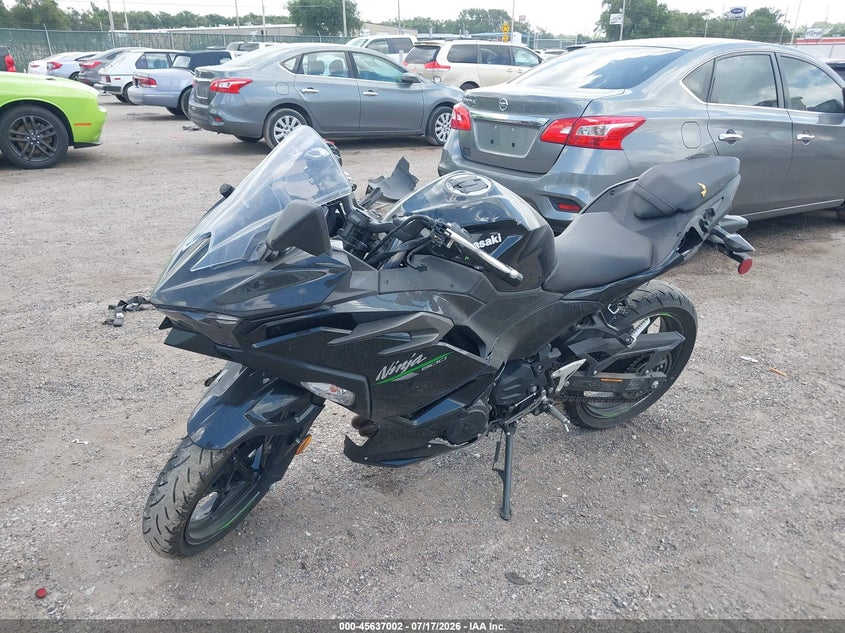 2024 KAWASAKI EX500 auction photo 2