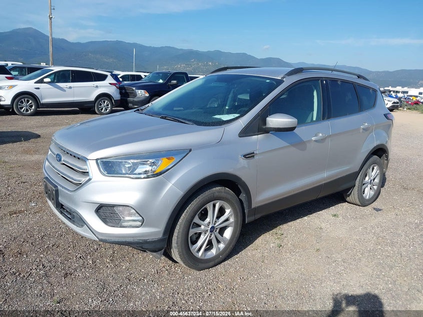 Vin: 1fmcu9gd9juc38806, lot: 46135535, ford escape se 20182