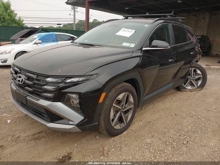 2025 HYUNDAI TUCSON auction photo 2