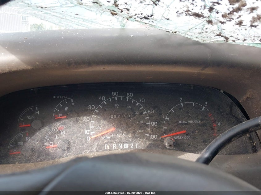 2000 Ford F-250 Lariat/Xl/Xlt VIN: 1FTNX21F8YEA30670 Lot: 45637135